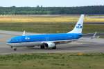 PH-BXR KLM Royal Dutch Airlines Boeing 737-9K2(WL)   zum Gate in Tegel am 08.07.2015