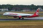 D-ALSB Air Berlin Airbus A321-211   in Tegel am 08.07.2015 beim Start