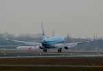 KLM B 737-8K2 PH-BXG bei der Landung in Berlin-Tegel am 05.02.2016