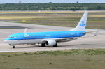 PH-BXR KLM Royal Dutch Airlines Boeing 737-9K2(WL)   am 07.07.2016 in Tegel zum Gate