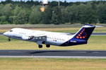 OO-DWK Brussels Airlines British Aerospace Avro RJ100   in Tegel am 07.07.2016 beim Start