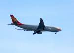 Ein Flugzeug der Hainan Airlines (Direktflug aus Peking), diese Gesllschaft gehrt der Grand China Air fliegt aber noch unter eigenem Label, es ist eine A 330-243 Registrier-Nr.B-6088, 06.05.09 Berlin Pankow Richtung Berlin Tegel.