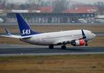 SAS, Boeing B 737-783, LN-RNW, TXL, 25.11.2016
