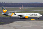 Condor Boeing 767-330ER D-ABUH rollt zum Gate in Düsseldorf 27.12.2018