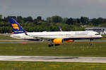 Icelandair Boeing 757-208 TF-FIN bei der Landung in Düsseldorf 4.5.2019