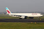 Eurowings Airbus A330-343 OO-SFP rollt zum Start in Düsseldorf 5.12.2019