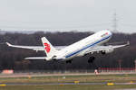 Air China Airbus A330-243 B-6113 beim Start in Düsseldorf 19.1.2020