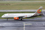 Orange2fly Airbus A320-232 SX-SOF rollt zum Gate in Düsseldorf 19.1.2020