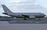 Airbus A310-304 - CFC Canadian Armed Forces - 482 - 15002 - 2002 - DUS