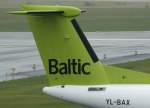 Air Baltic, YL-BAX, Bombardier DHC 8Q-400 (Seitenleitwerk/Tail), 20.06.2011, DUS-EDDL, Düsseldorf, Germany