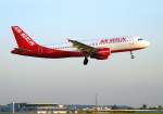 Die mittlere Air Berlin Lackierung. Das Bild zeigt einen Airbus im Landeanflug auf den Dsseldorfer Flughafen und stammt vom 09.10.2008