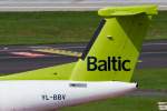 Air Baltic (BT-BTI), YL-BBV, Bombardier, DHC-8-402 Q (Seitenleitwerk/Tail), 22.08.2015, DUS-EDDL, Düsseldorf, Germany