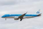 KLM Cityhopper (WA-KLC), PH-KZM, Embraer, 190 STD (190-100), 11.04.2017, FRA-EDDF, Frankfurt, Germany