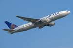 United Airlines Boeing B777-222(ER) N216UA, cn(MSN): 30549,
Frankfurt Rhein-Main International, 25.05.2017.