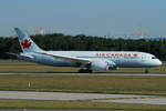 Air Canada Boeing B787-8 Dreamliner C-GHPY, cn(MSN): 35262,
Frankfurt Rhein-Main International, 27.05.2017.