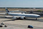 Cathay Pacific, B-HXG, Airbus A340-313X, msn: 208, 19.Juli 2003, FRA Frankfurt, Germany.