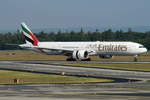 Emirates Boeing B777-31H(ER) A6-EPT, cn(MSN): 42339,
Frankfurt Rhein-Main International, 20.05.2018.