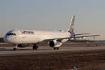 Lufthansa Airbus A321-131 D-AIRY rollt zum Gate in Frankfurt 20.3.2019