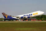 Atlas Air, N412MC, Boeing 747-47UF, msn: 30559/1244, 19.Mai 2005, FRA Frankfurt, Germany.