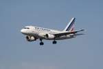 Airbus A318-111 - F-GUGA - Air France    im Landeanflug auf Frankfurt/Main am 21.