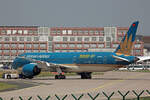 Vietnam Airlines, VN-A871, Boeing B787-9, msn: 39290/555,  Nhan Dan 100 years of Vietnamese Revolutionary Press , 13.August 2025, FRA Frankfurt, Germany.