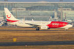 TUI Boeing 737-8K5 D-ATUZ rollt zum Gate in Frankfurt 22.1.2026