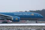 Vietnam Airlines   Boeing 777-2Q8(ER)   VN-A141  Frankfurt am Main  04.01.11   