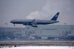 Landung einer Boeing 767 von United Airlines in Frankfurt am 04.01.11