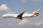 Emirates Boeing 777-36N (ER) A6-ECO Kurz Vor Der Landung Am Flughafen Frankfurt am Main 21.05.2011