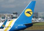 Ukraine International, UR-PSB, Boeing, 737-8oo wl (Seitenleitwerk/Tail), 10.09.2011, FRA-EDDF, Frankfurt, Germany 