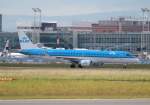 KLM-Cityhopper ERJ-190-100STD PH-EZT bei der Ankunft in Frankfurt am 09.06.2013