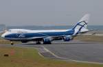 AirBridgeCargo B 747-4KZ/F/SCD) VQ-BHE bei der Ankunft in Frankfurt am 10.06.2013