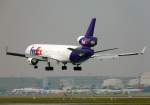 Whatever it takes...FedEx MD 11 im Anflug auf Frankfurt.