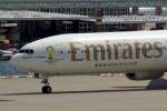 A6-ECS Emirates Boeing 777-31H (ER)  beim Abfertigungsplatz in Frankfurt am 16.07.2014