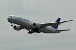 N780UA United Airlines Boeing 777-222   in Frankfurt am 16.07.2014 gestartet