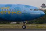 Etihad Airways (EY), A6-EYE  Blue Moon Rising , Airbus, A 330-200 (Manchester City Football Club ~ Bug/Nose), 15.09.2014, FRA-EDDF, Frankfurt, Germany