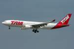TAM A330-200 PT-MVG im Anflug auf die damalige 25R in FRA / EDDF / Frankfurt am 28.05.2011