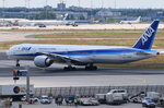 JA791A All Nippon Airways Boeing 777-381(ER)  zum Start in Frankfurt am 01.08.2016