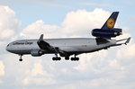D-ALCF Lufthansa Cargo McDonnell Douglas MD-11F  am 06.08.2016 in Frankfurt beim Landeanflug
