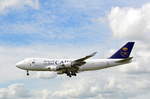 Saudi Arabian Cargo Operated by ACT Airlines Boeing 747 TC-MCT vor der Landung in Hamburg Fuhlsbüttel am 04.07.17