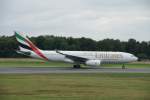 A330-200 der Emirates (A6-EAE) beim Start nach Dubai
