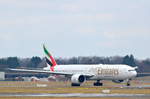 Emirates Boeing 777-300ER A6-ENX am Aiport Hamburg Helmut Schmidt am 11.03.18 aufgenommen.