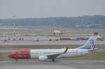 Norwegian Boeing 737-800 EI-GBF das Heck dieser Maschine ziert Johan Falkberget (Johan Falkberget war ein norwegischer Schriftsteller) aufgenommen am 25.03.18 am Airport Hamburg Helmut Schmidt.