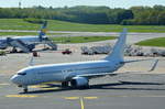 Air Explore Boeing 737-800 OM-HEX nach der Landung am Airport Hamburg Helmut Schmidt am 05.05.18