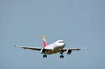Iberia Airbus A320 EC-IEG im Anflug auf den Airport Hamburg Helmut Schmidt am 21.05.18