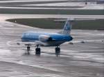 KLM CityHopper, Fokker 70 (F.28-0070), PH-KZP auf dem Hamburger Flughafen.