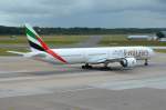 A6-ENT Emirates Boeing 777-31H(ER)   zum Start am 19.06.2015 in Hamburg