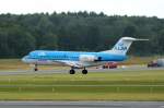 PH-KZN KLM Cityhopper Fokker F70  in Hamburg am 19.06.2015 bei der Landung