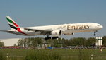 Emirates, A6-EBK,(c/n 34481),Boeing 777-31H(ER), 07.05.2016, HAM-EDDH, Hamburg, Germany 