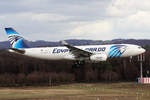 Egyptair Cargo Airbus A330-243F SU-GCE bei der Landung in Köln 1.3.2020